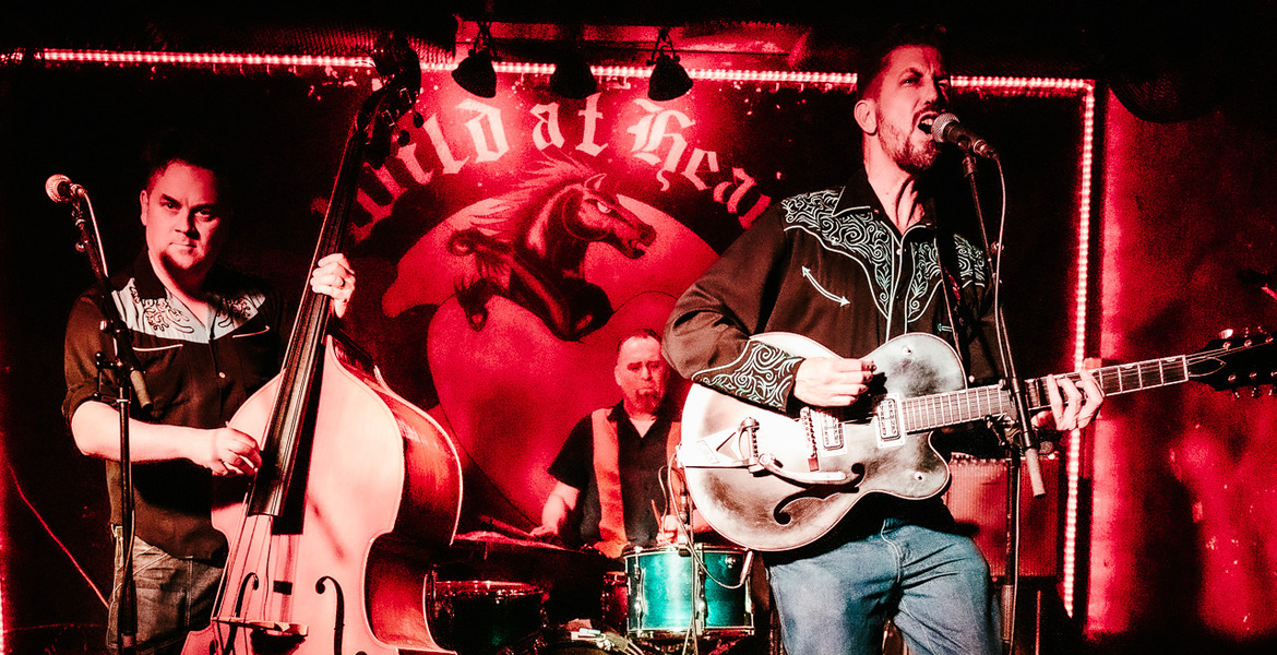 "The Blue Velvets" (Country-Rockabilly/Bln) + Guest + DJ Leo Catrileo