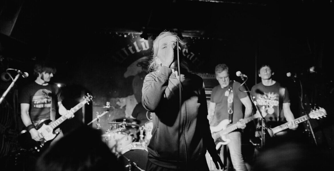 "She-Male Trouble" (Punk-Rock/Bln) + "Angora Club" (Punk/D)